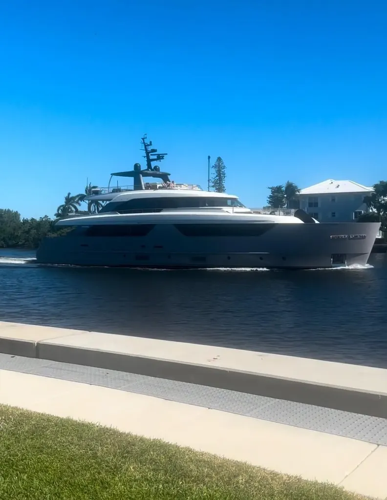 18 Colonial Club Drive Boynton Beach FL 33435