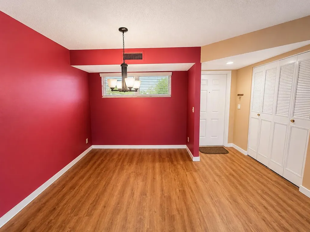 18 Colonial Club Drive Boynton Beach FL 33435
