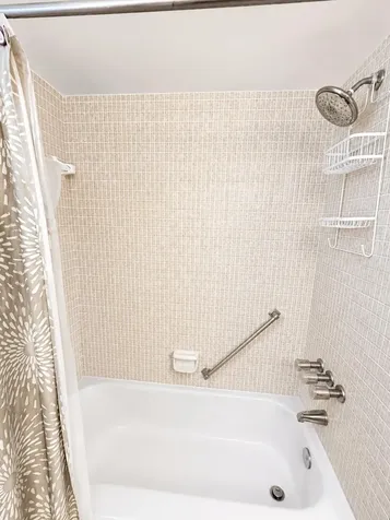 18 Colonial Club Drive Boynton Beach FL 33435