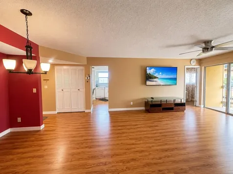 18 Colonial Club Drive Boynton Beach FL 33435