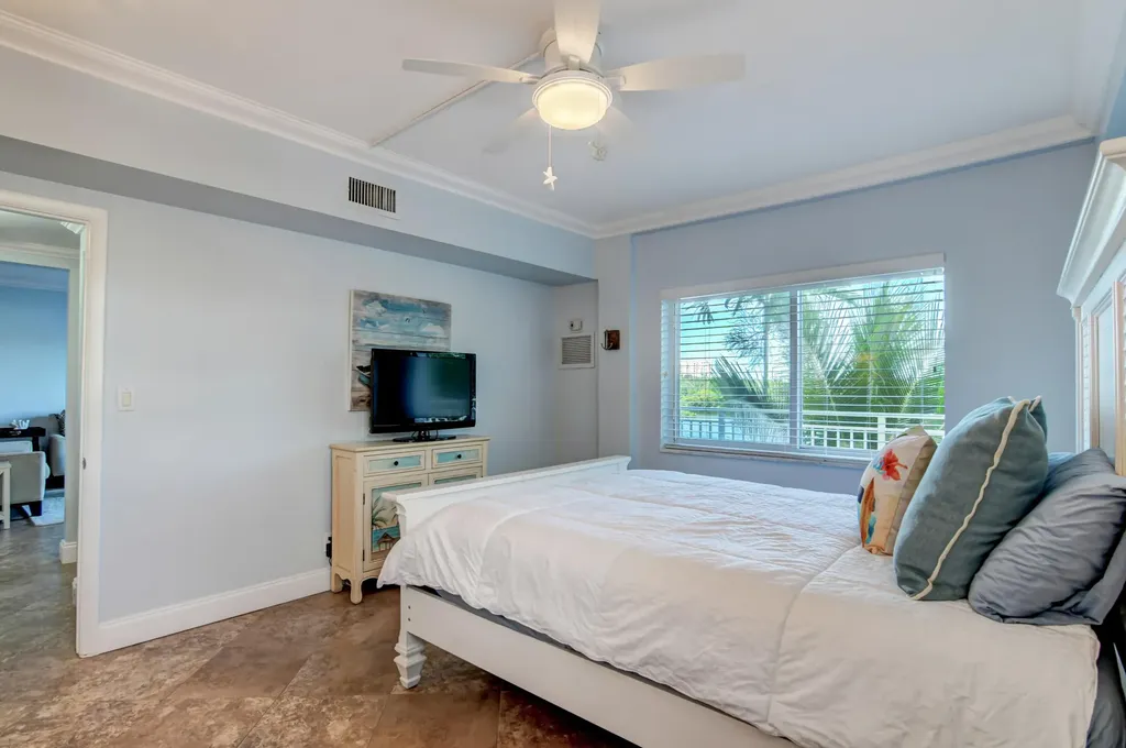6520 N Ocean Boulevard Ocean Ridge FL 33435