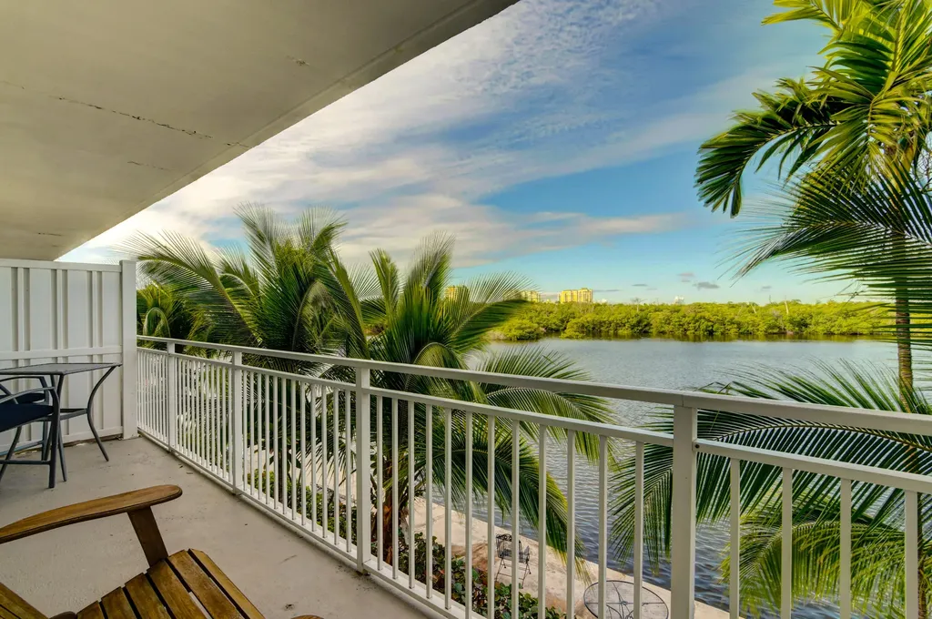 6520 N Ocean Boulevard Ocean Ridge FL 33435