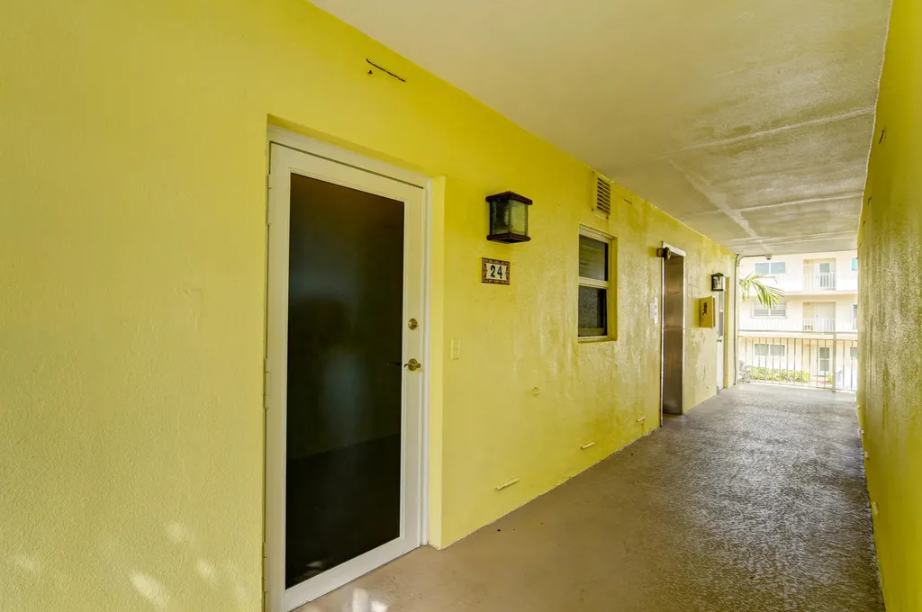 6520 N Ocean Boulevard Ocean Ridge FL 33435