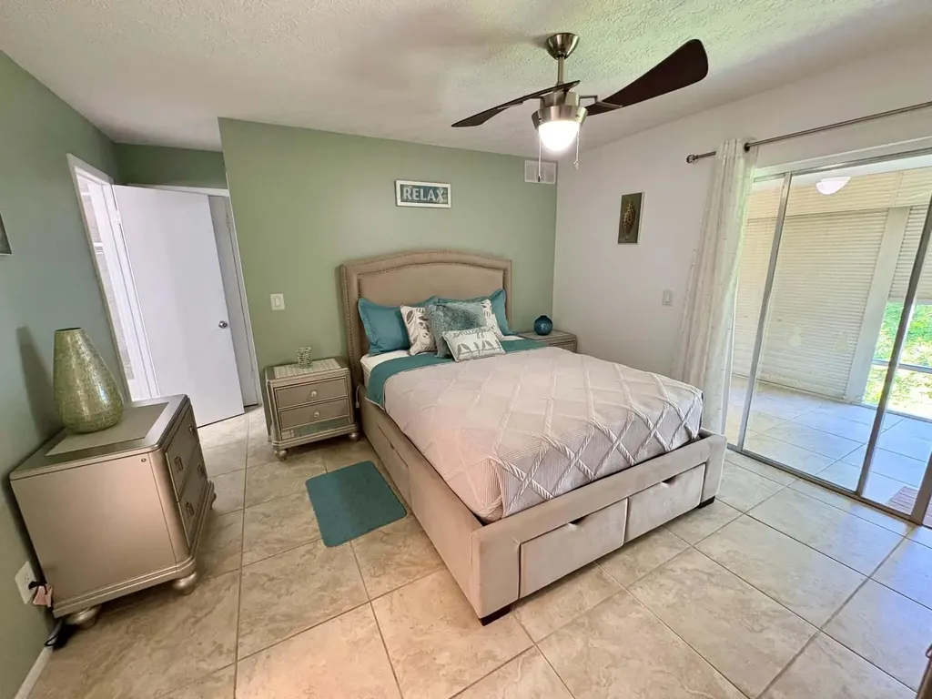 2929 SE Ocean Boulevard Stuart FL 34996