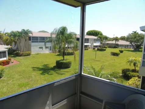 309 Circle Drive S Boynton Beach FL 33435