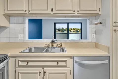 5510 Lakeside Drive Margate FL 33063