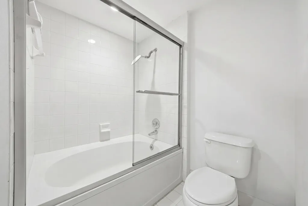 3145 NE 184th Street Aventura FL 33160