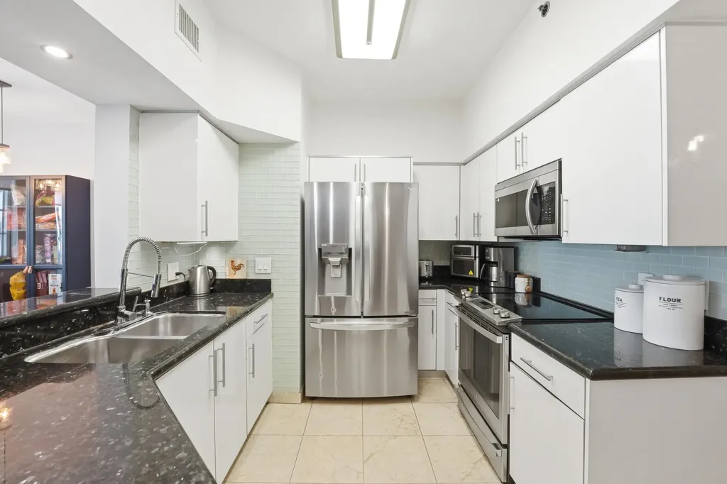 3145 NE 184th Street Aventura FL 33160