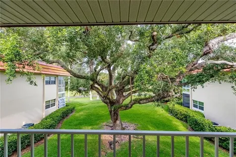 16 Vista Palm Lane Vero Beach FL 32962