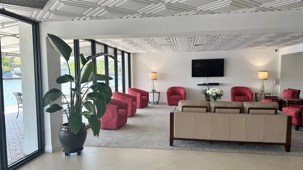 5100 Dupont Boulevard Fort Lauderdale FL 33308