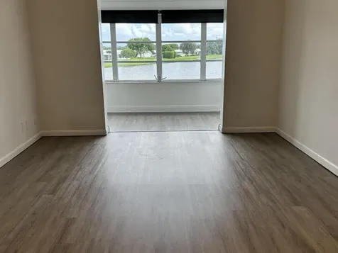 1112 Lake Terrace Boynton Beach FL 33426