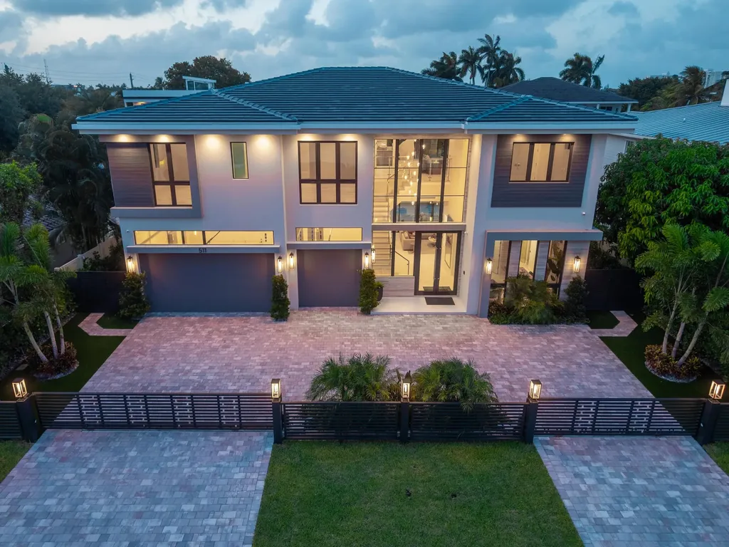 Boca Raton FL, 511 Silver Lane