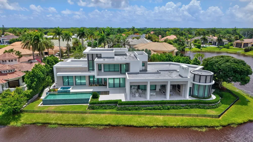 6960 Lake Estates Court Boca Raton FL 33496