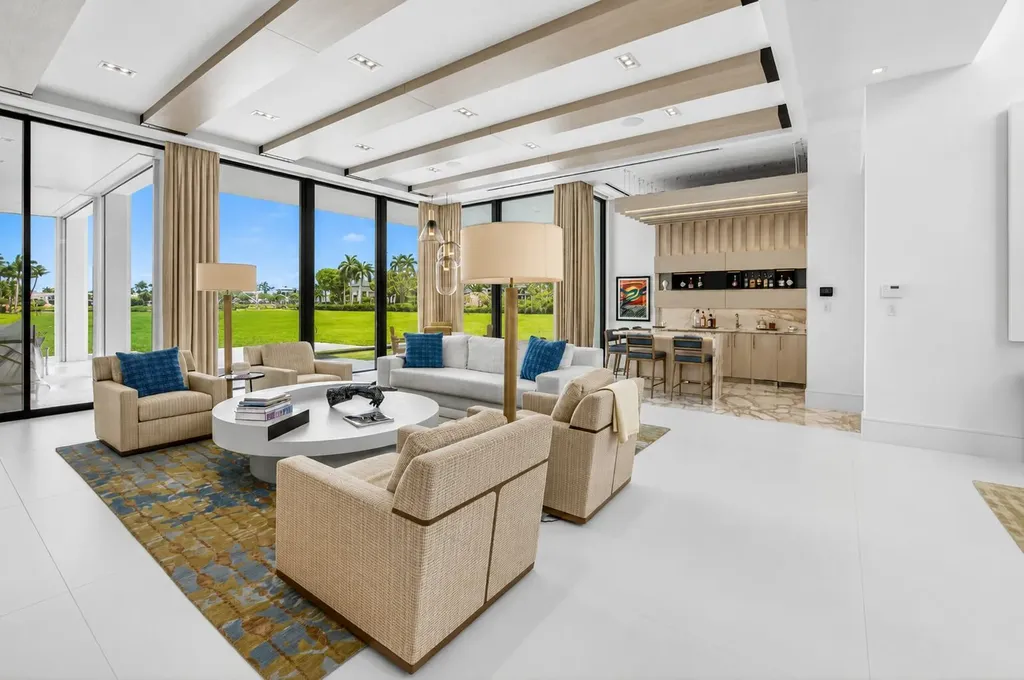 6960 Lake Estates Court Boca Raton FL 33496