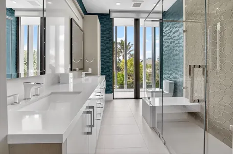 6960 Lake Estates Court Boca Raton FL 33496