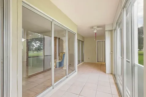 3951 Via Poinciana Lake Worth FL 33467