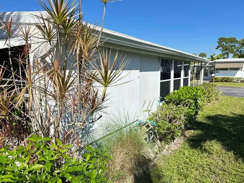 425 Bougainvilla Drive Deerfield Beach FL 33442