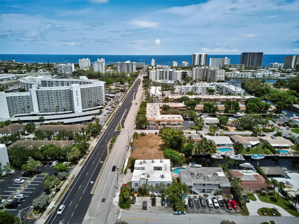 2708 NE 14th Street Causeway Pompano Beach FL 33062
