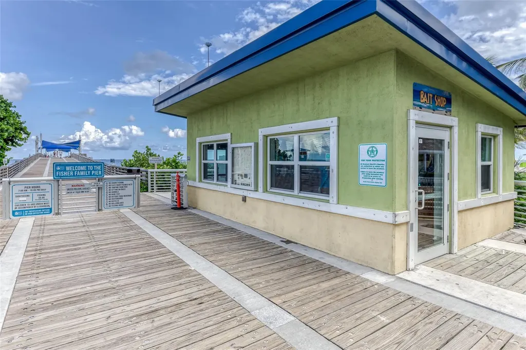 2708 NE 14th Street Causeway Pompano Beach FL 33062