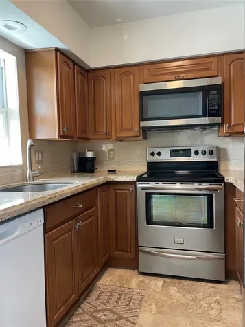 2708 NE 14th Street Causeway Pompano Beach FL 33062
