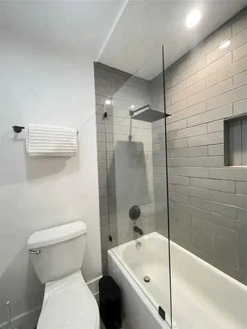 2708 NE 14th Street Causeway Pompano Beach FL 33062