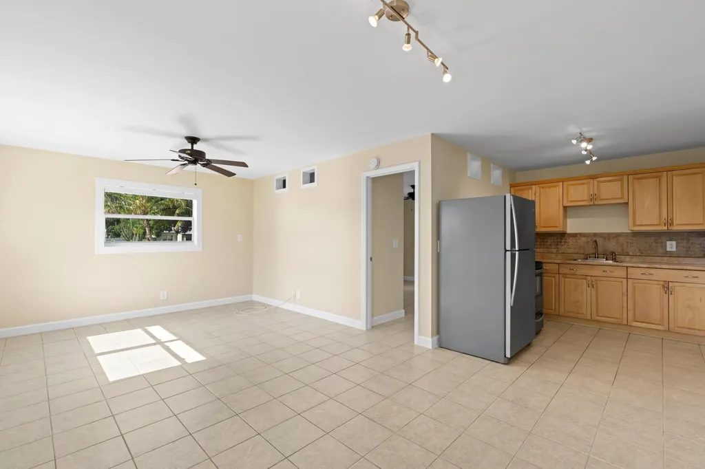 615 NE 7th Avenue Boynton Beach FL 33435