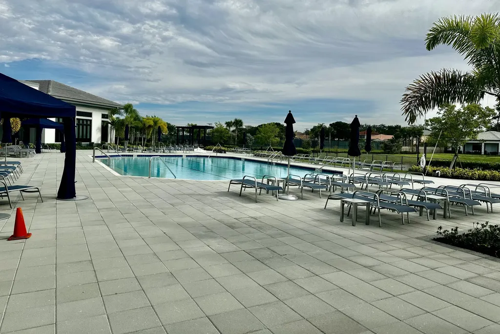 8336 W Blue Spring Drive Parkland FL 33067