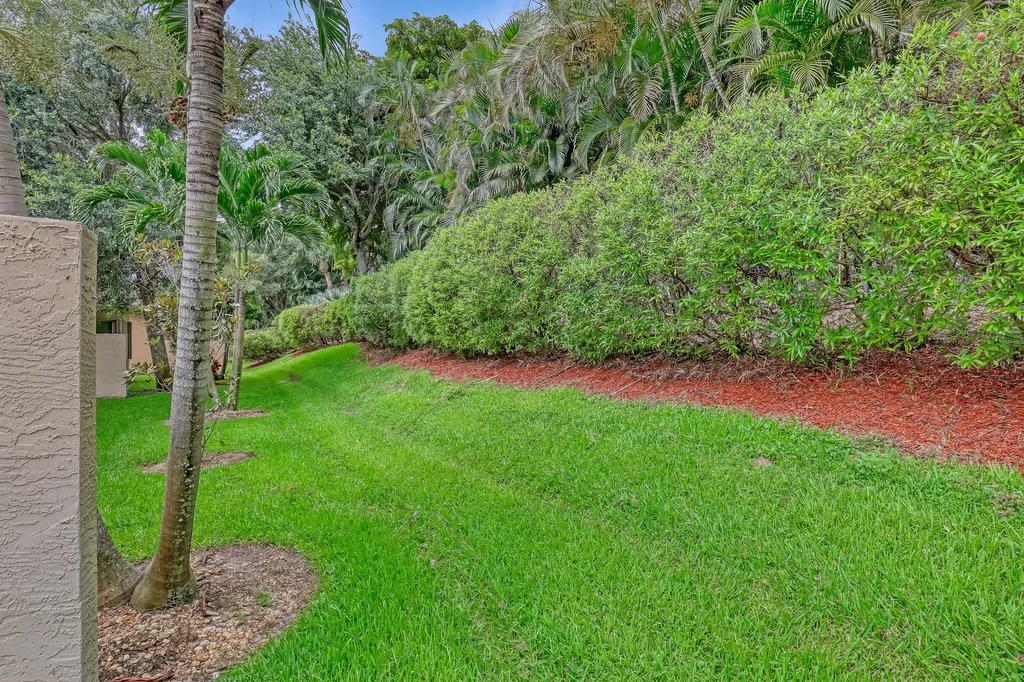 10673 Richfield Way Boynton Beach FL 33437