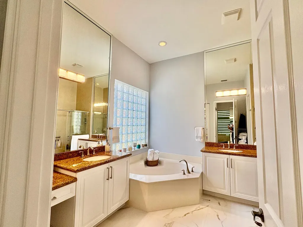 10673 Richfield Way Boynton Beach FL 33437