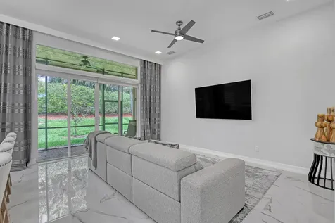 10673 Richfield Way Boynton Beach FL 33437