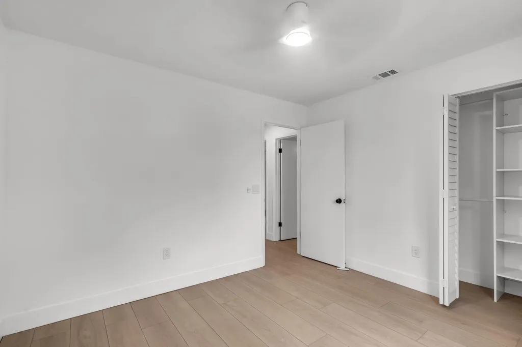 11640 NW 30th Place Sunrise FL 33323