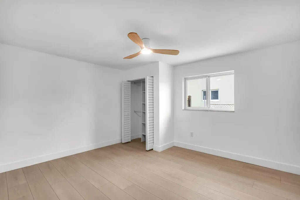 11640 NW 30th Place Sunrise FL 33323