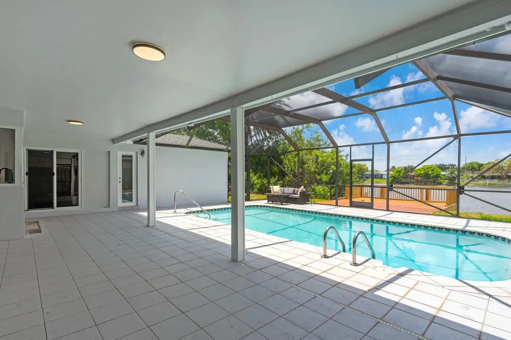 11640 NW 30th Place Sunrise FL 33323