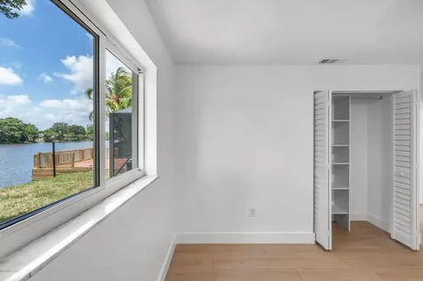 11640 NW 30th Place Sunrise FL 33323