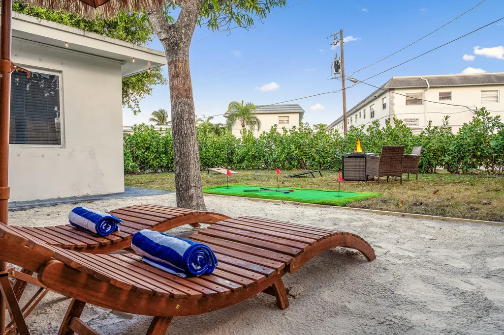 3961 NE 10th Avenue Oakland Park FL 33334