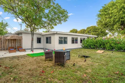3961 NE 10th Avenue Oakland Park FL 33334
