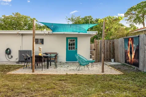 3961 NE 10th Avenue Oakland Park FL 33334