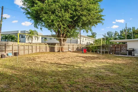 3961 NE 10th Avenue Oakland Park FL 33334
