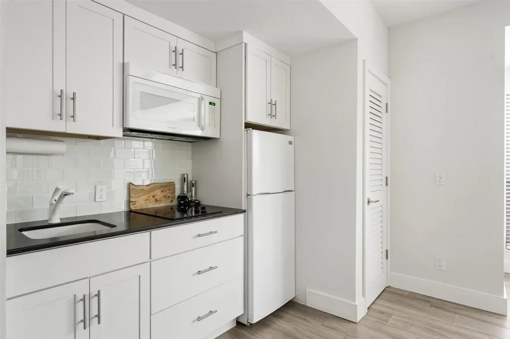 11818 Pebblewood Drive Wellington FL 33414