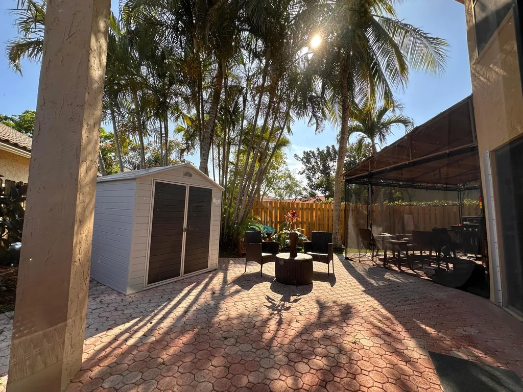 1728 Shoreside Circle Wellington FL 33414