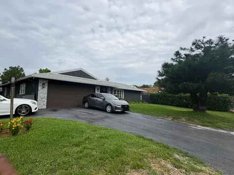 3501 Boulevard Delray Beach FL 33445