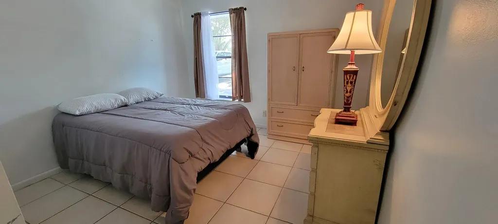 12738 Peconic Court Wellington FL 33414