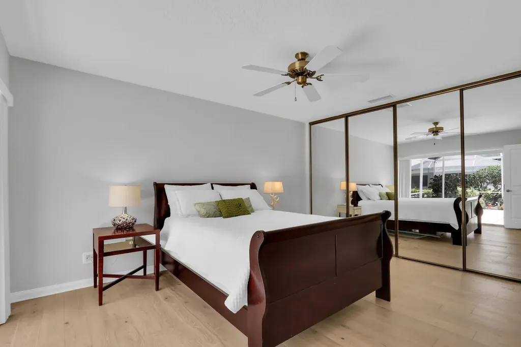 7904 Chapman Oak Court Palm Beach Gardens FL 33410