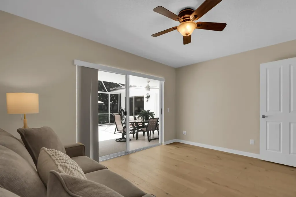 7904 Chapman Oak Court Palm Beach Gardens FL 33410