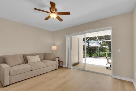 7904 Chapman Oak Court Palm Beach Gardens FL 33410