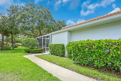 7904 Chapman Oak Court Palm Beach Gardens FL 33410