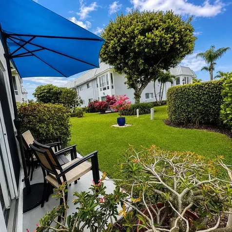 18 Colonial Club Drive Boynton Beach FL 33435