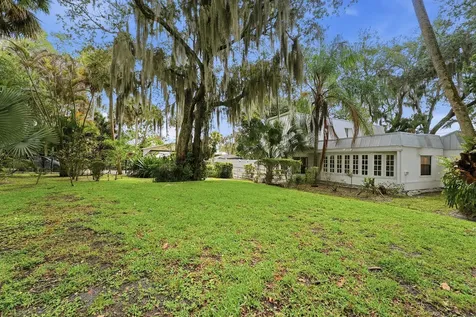 576 SW Rustic Circle Stuart FL 34997