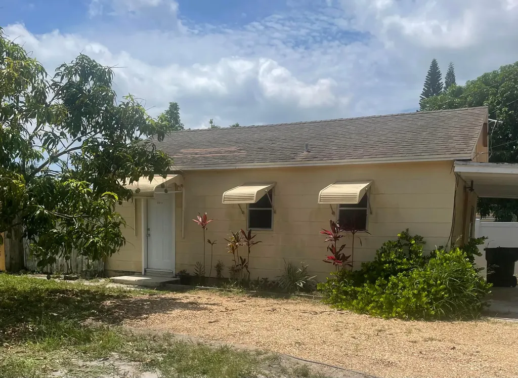 1231 N F Street Lake Worth Beach FL 33460