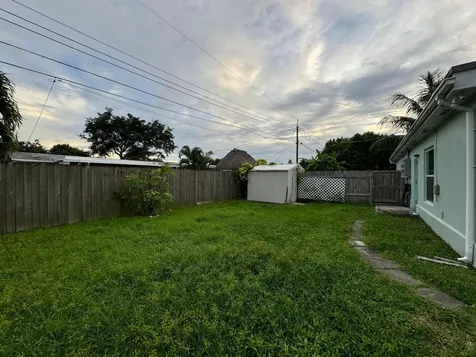 9422 SW 51st Street Cooper City FL 33328